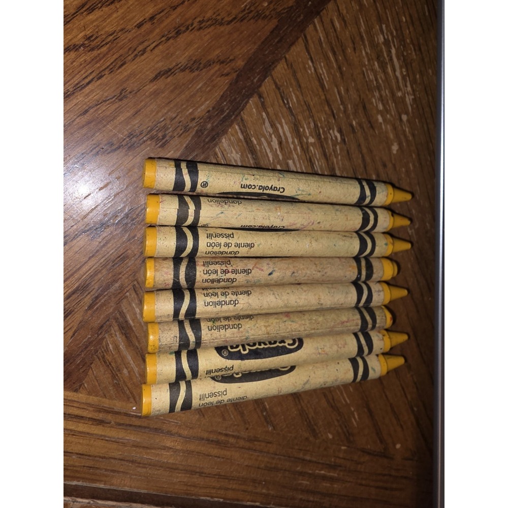8 Retired Dandelion Crayola Crayons